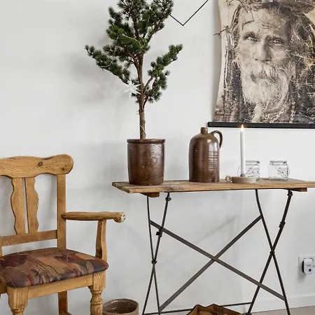 Modern Family House Near Kobingsmark Vakantiehuis